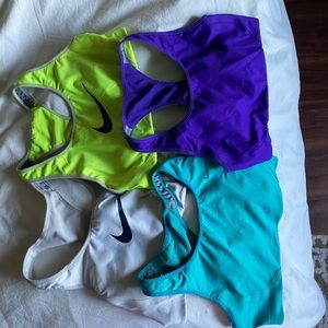 Nike sports bra bundle
